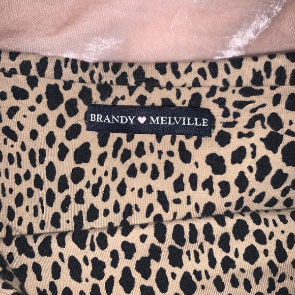 Leaped print Brandy Melville strapless top - Picture 2 of 2